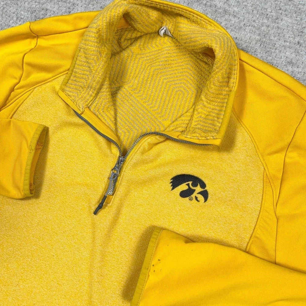 Iowa Hawkeyes Sweater Men XXL 2XL Yellow Pullover Quarter Zip Under Armour *‎